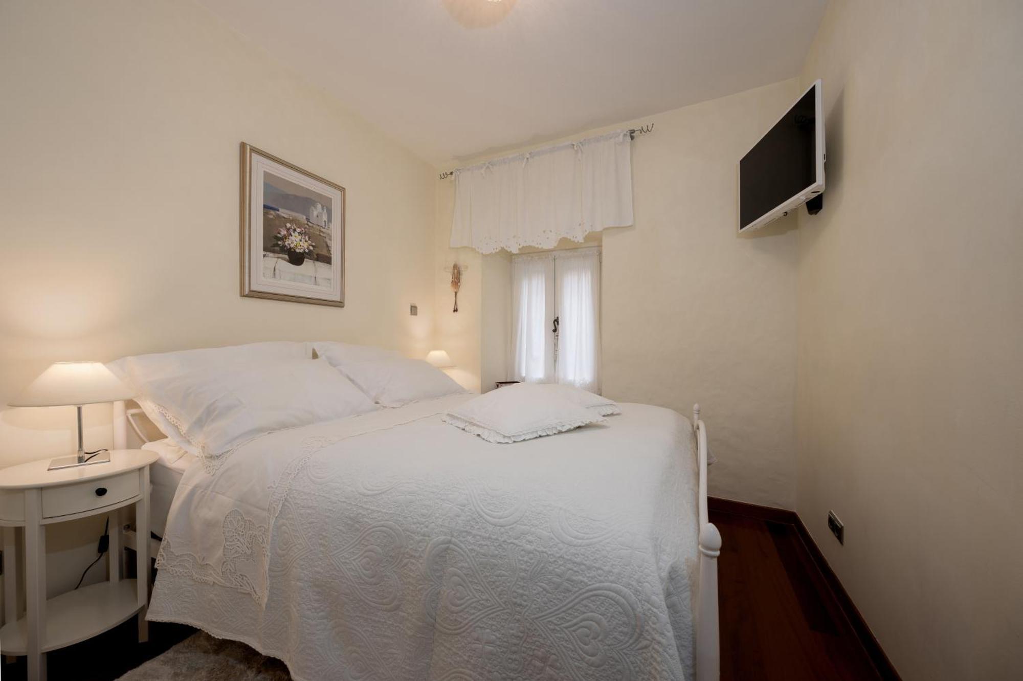 Stone Pearl Heritage Luxury Suite Split Exterior foto