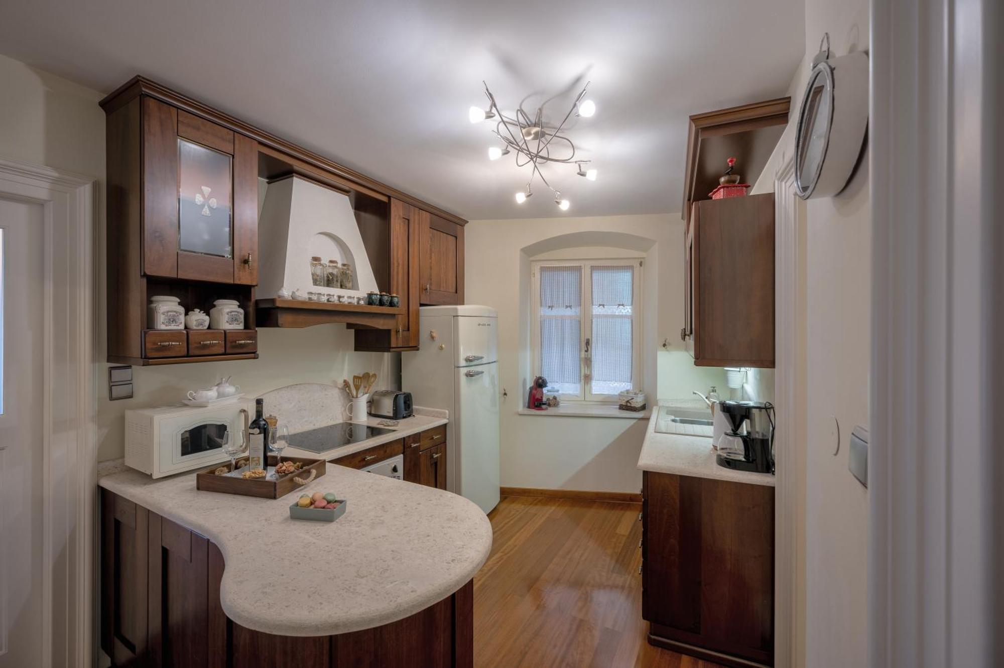 Stone Pearl Heritage Luxury Suite Split Exterior foto